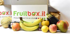 Box di Pierluigi...quasi pronto alla partenza! E nel tuo cosa c'è? Condivilo, sarai premiato! #soloilmegliopervoi #fruitboxbrescia #fruttaeverduraf...